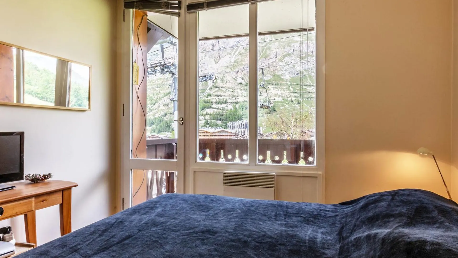 Apartment Appartement Contemporain De Standing Skis Aux Pieds, A Proximite Du Village Des Enfants - Val D'Isere - Fr-1-694-171