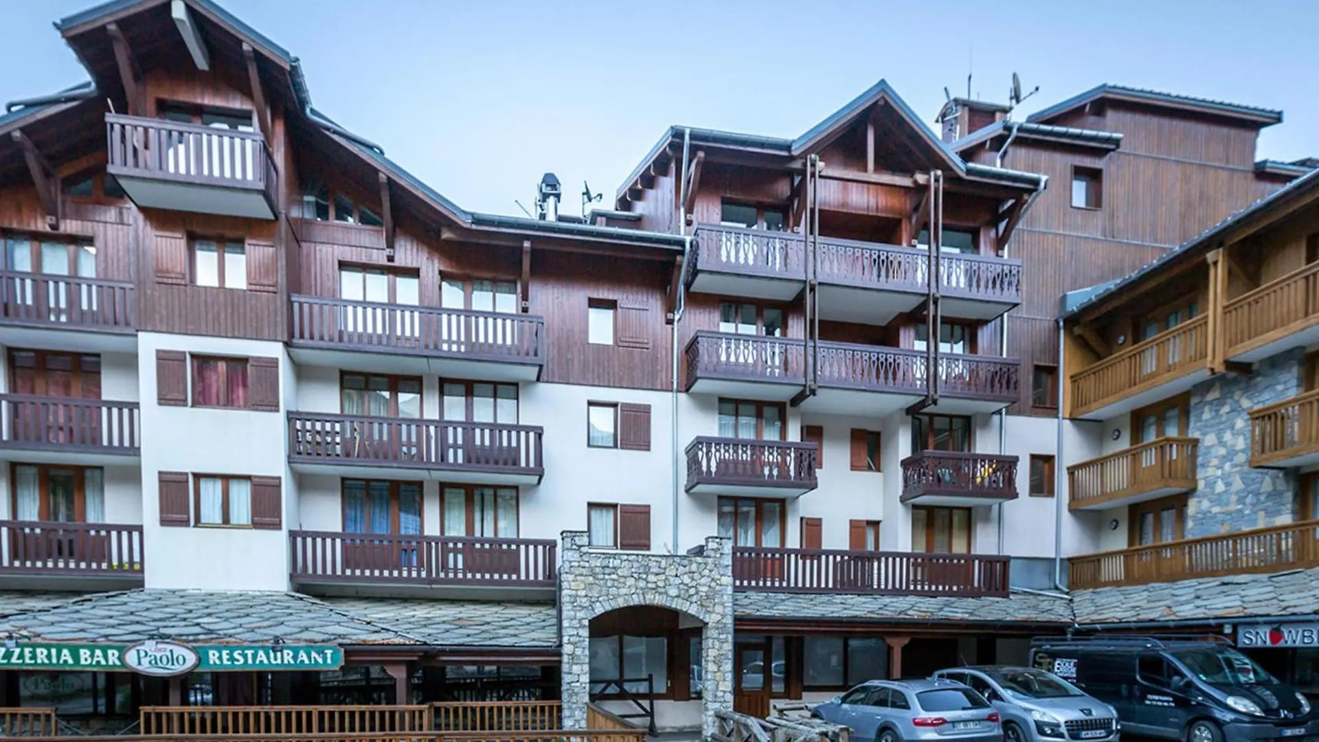 Appartement Contemporain De Standing Skis Aux Pieds, A Proximite Du Village Des Enfants - Val D'Isere - Fr-1-694-171 France